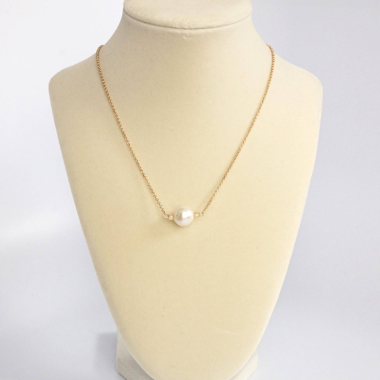 Dainty Pearl Necklace