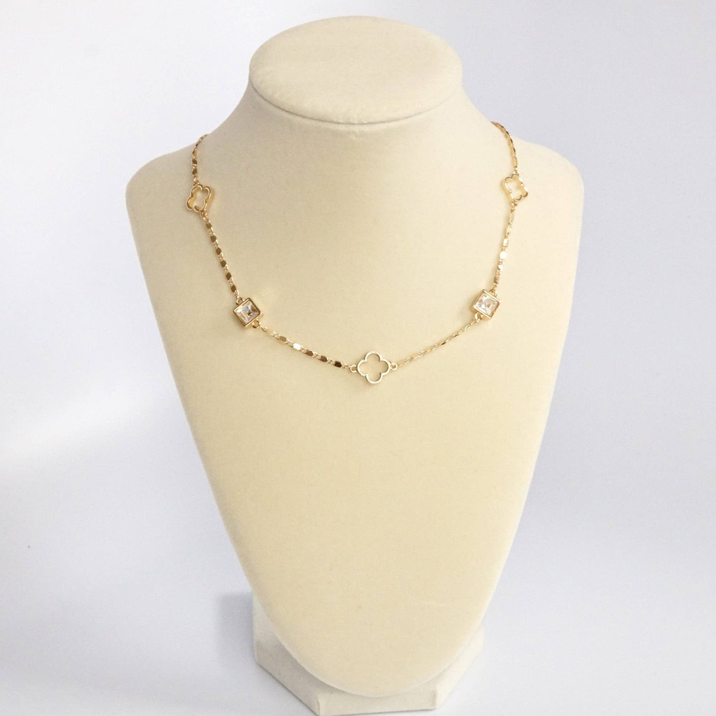 Clover Station Dainty Necklace