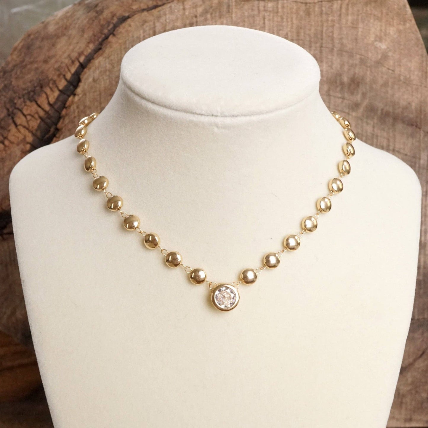 Bezel Pendant Dot Chain Necklace