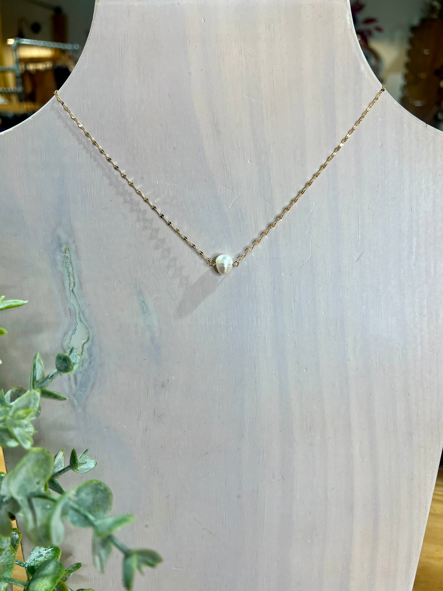 Gold Chain with Freshwater Pearl Necklace